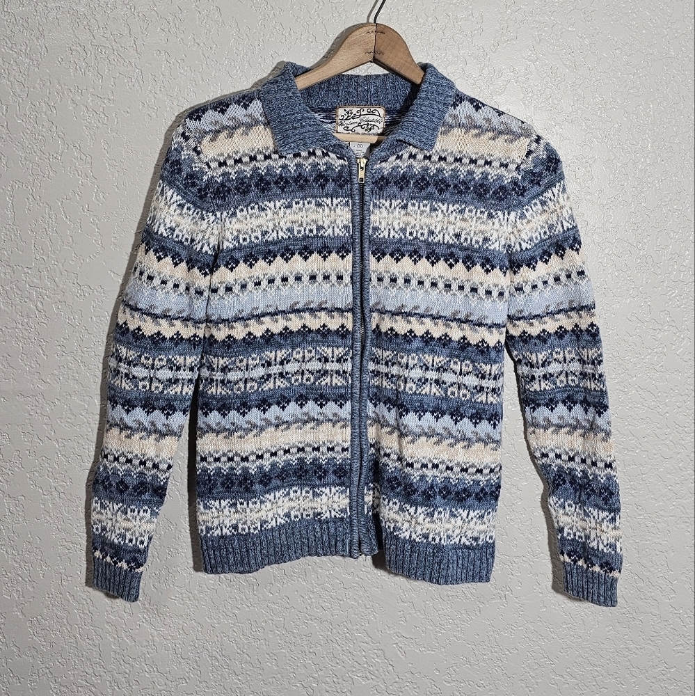 Vintage Heirloom Collectibles Blue Fair Isle Knit Zippered Sweater